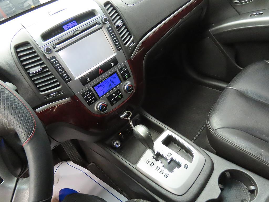 HYUNDAI Santa Fe - Vista 9