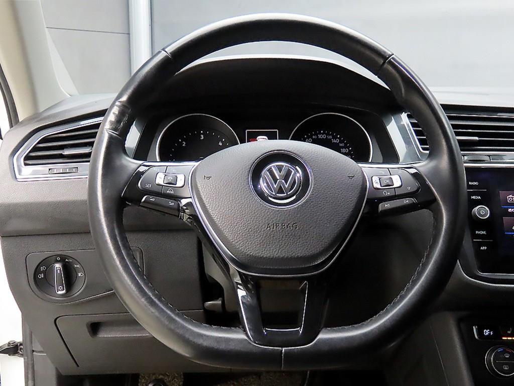 Volkswagen Tiguan - Vista 9