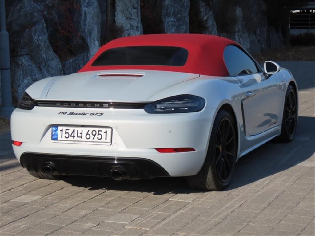 Porsche 718 - Vista 5