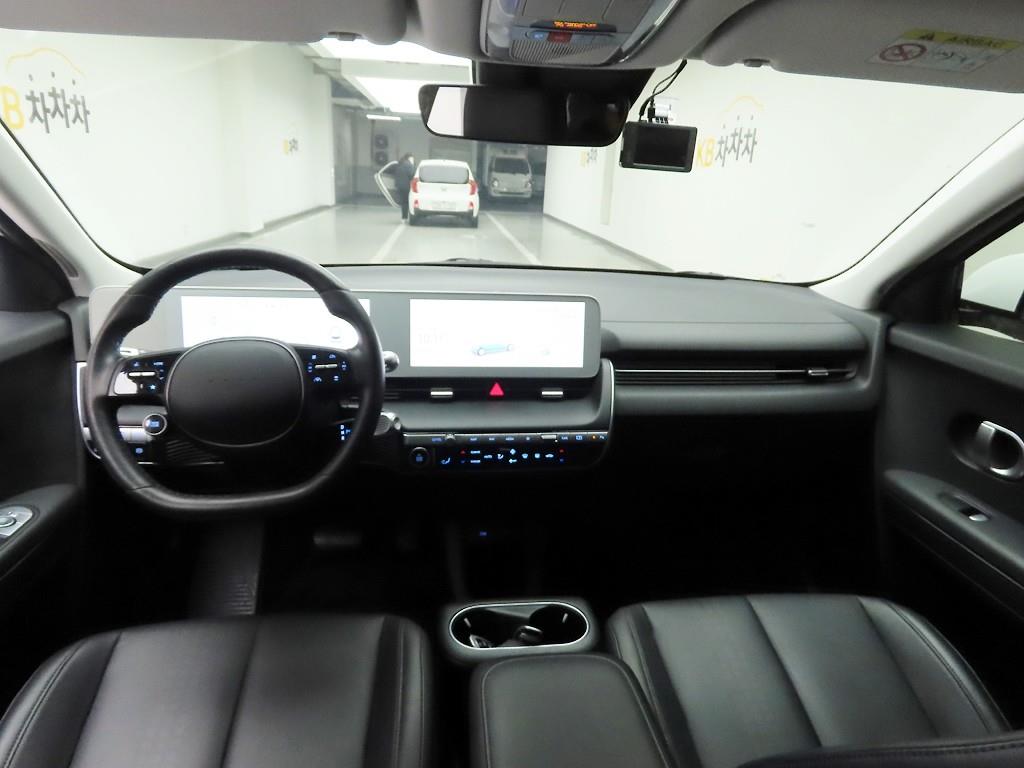 HYUNDAI Ioniq 5 - Vista 7