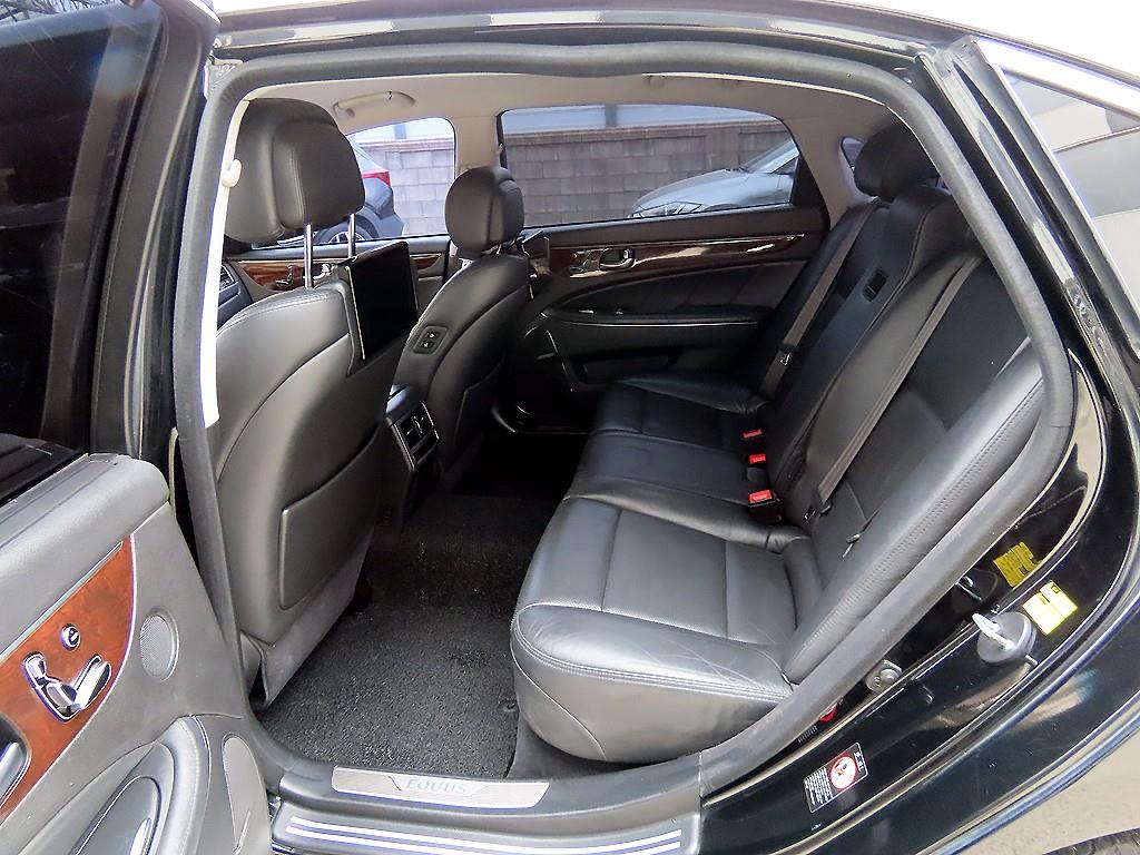 HYUNDAI Equus - Vista 6