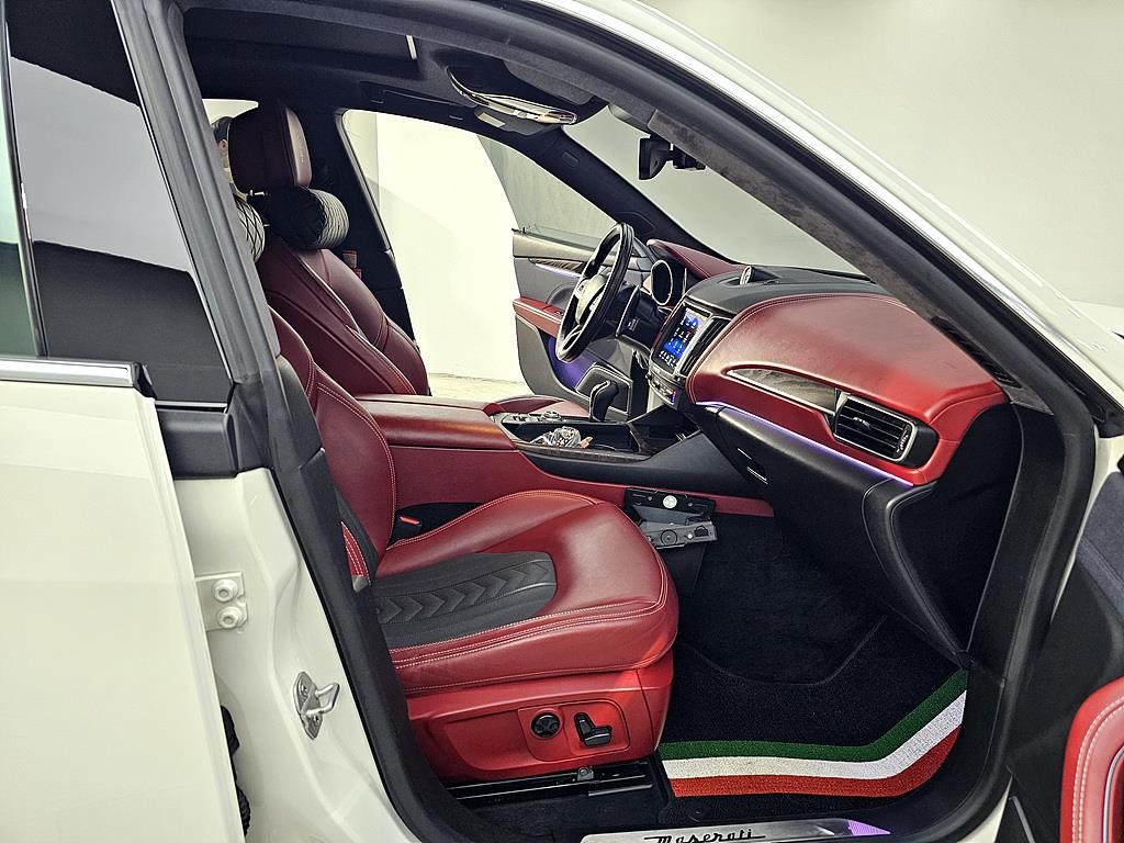 Maserati Levante - Vista 12