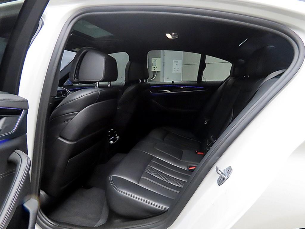 BMW 5 Series - Vista 6