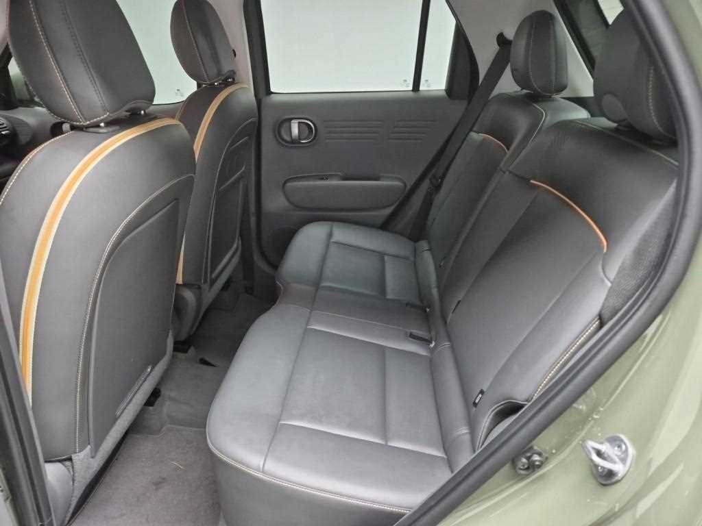 HYUNDAI Casper - Vista 12