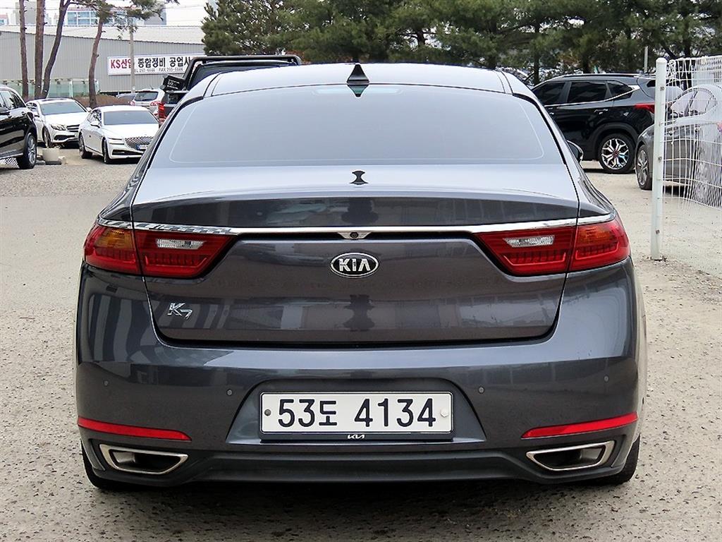 KIA K7 - Vista 4