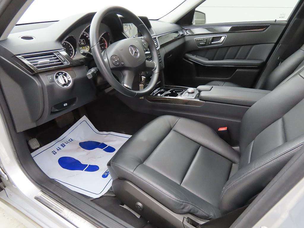 Mercedes Benz E class - Vista 6