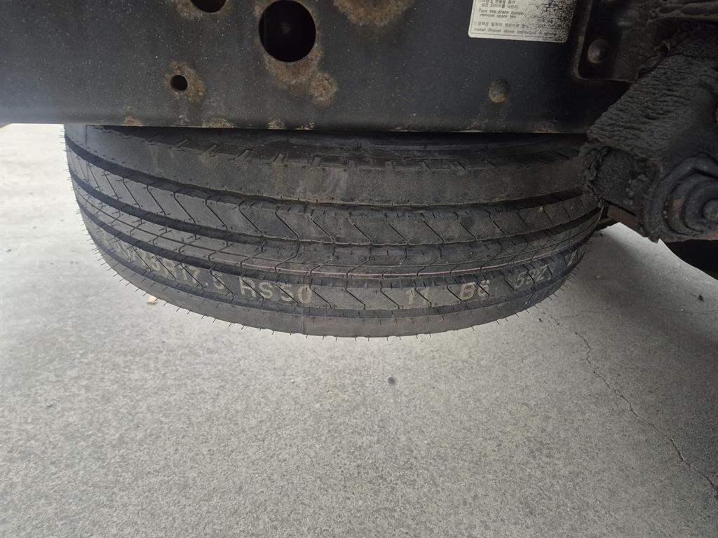 medium and large cargo truck 2015 Blanco - Importación desde Corea - HF Imports Iquique - Foto 17