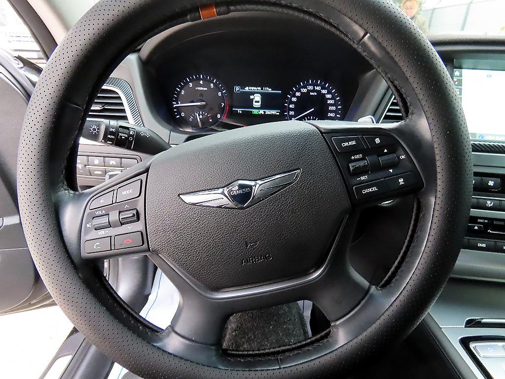 Genesis G80 - Vista 8