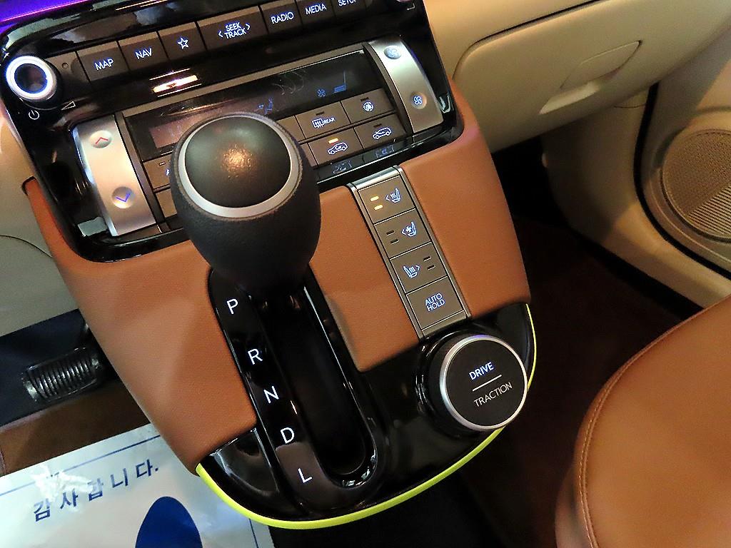 HYUNDAI Casper - Vista 12