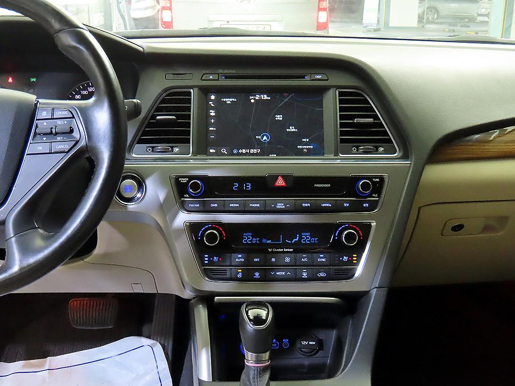 HYUNDAI Sonata - Vista 11