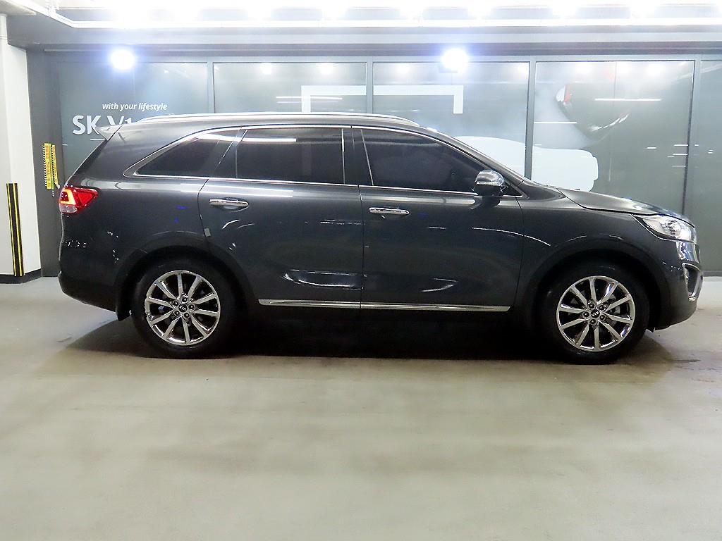 KIA Sorento - Vista 3