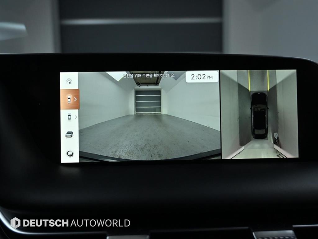 Genesis G90 - Vista 10