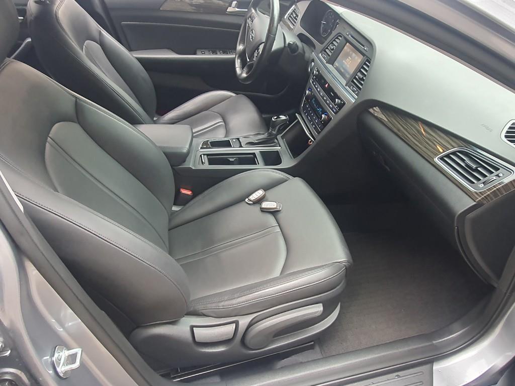 HYUNDAI Sonata - Vista 10