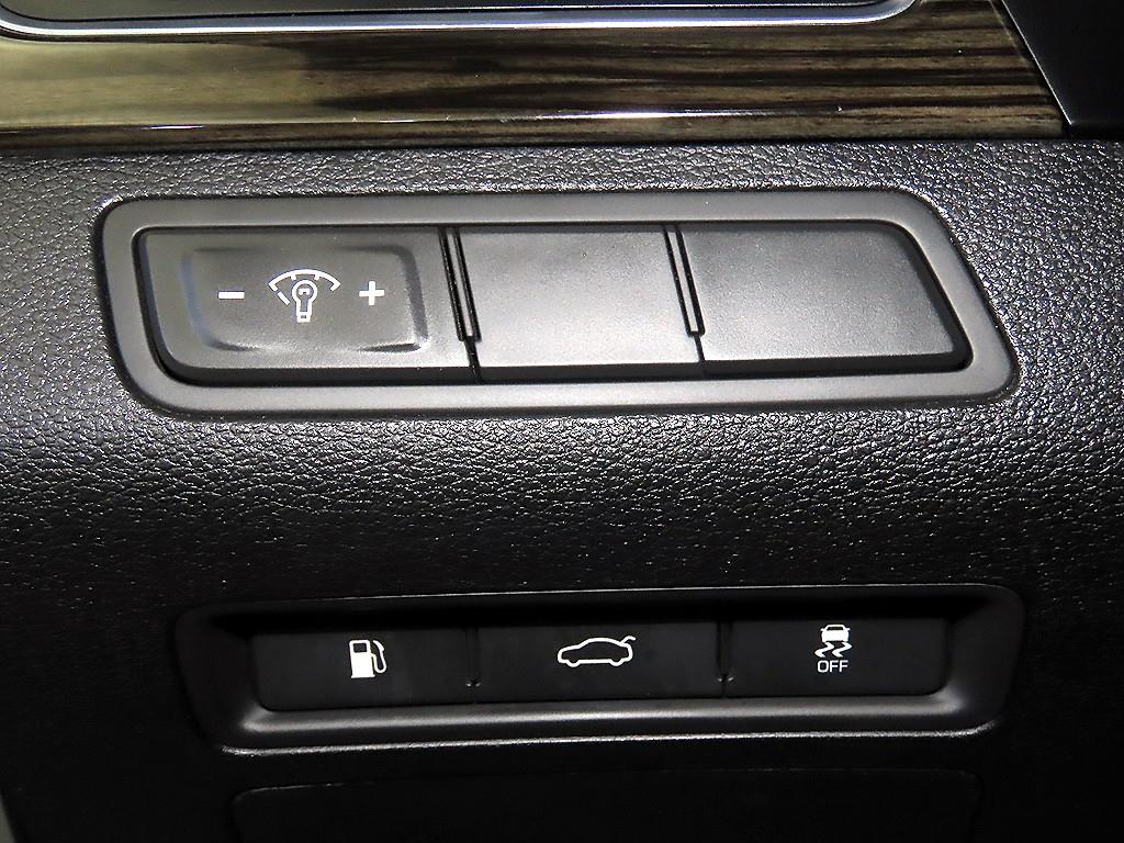 HYUNDAI Sonata 2016 Plateado - Importación desde Corea - HF Imports Iquique - Foto 13