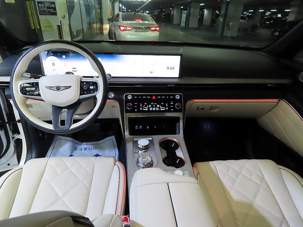 Genesis GV80 - Vista 10