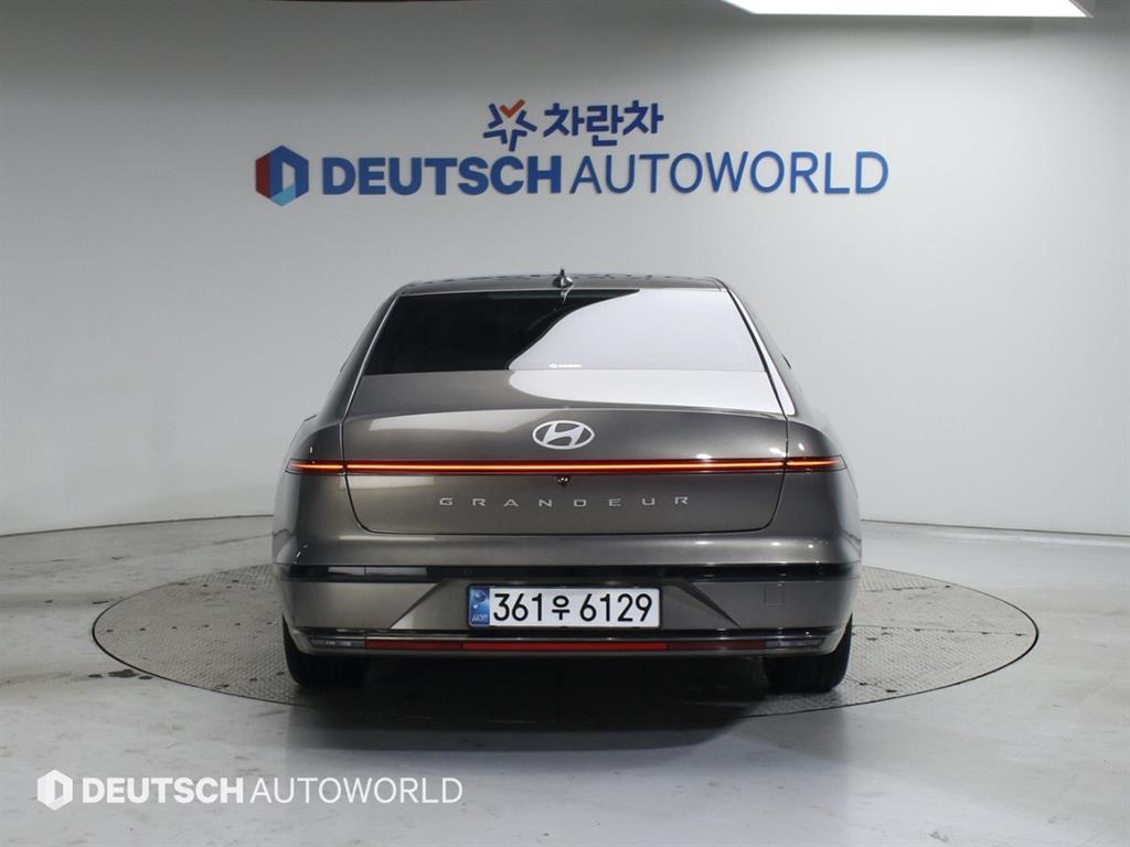 HYUNDAI Grandeur - Vista 4