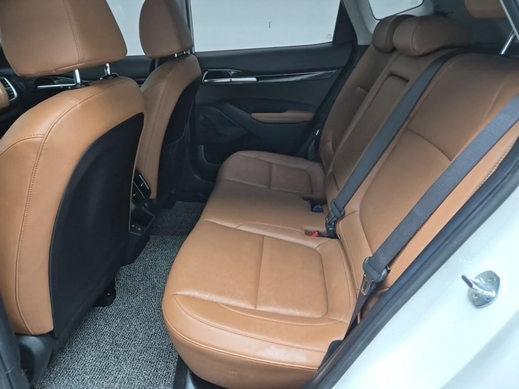 KIA Seltos - Vista 7