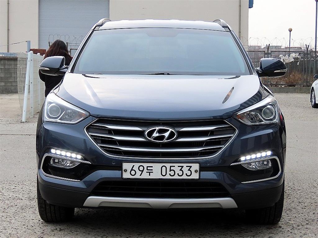 HYUNDAI Santa Fe 2016