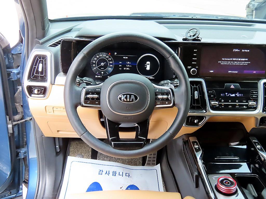 KIA Sorento - Vista 8