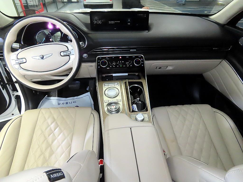 Genesis GV80 - Vista 10