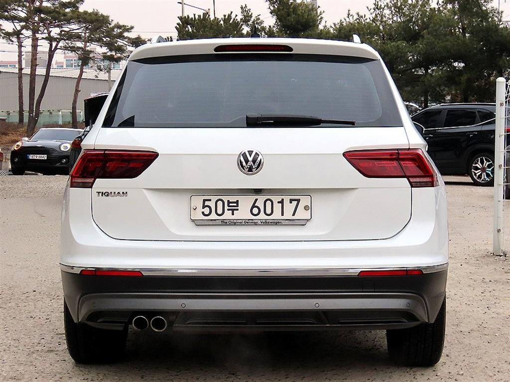 Volkswagen Tiguan - Vista 4