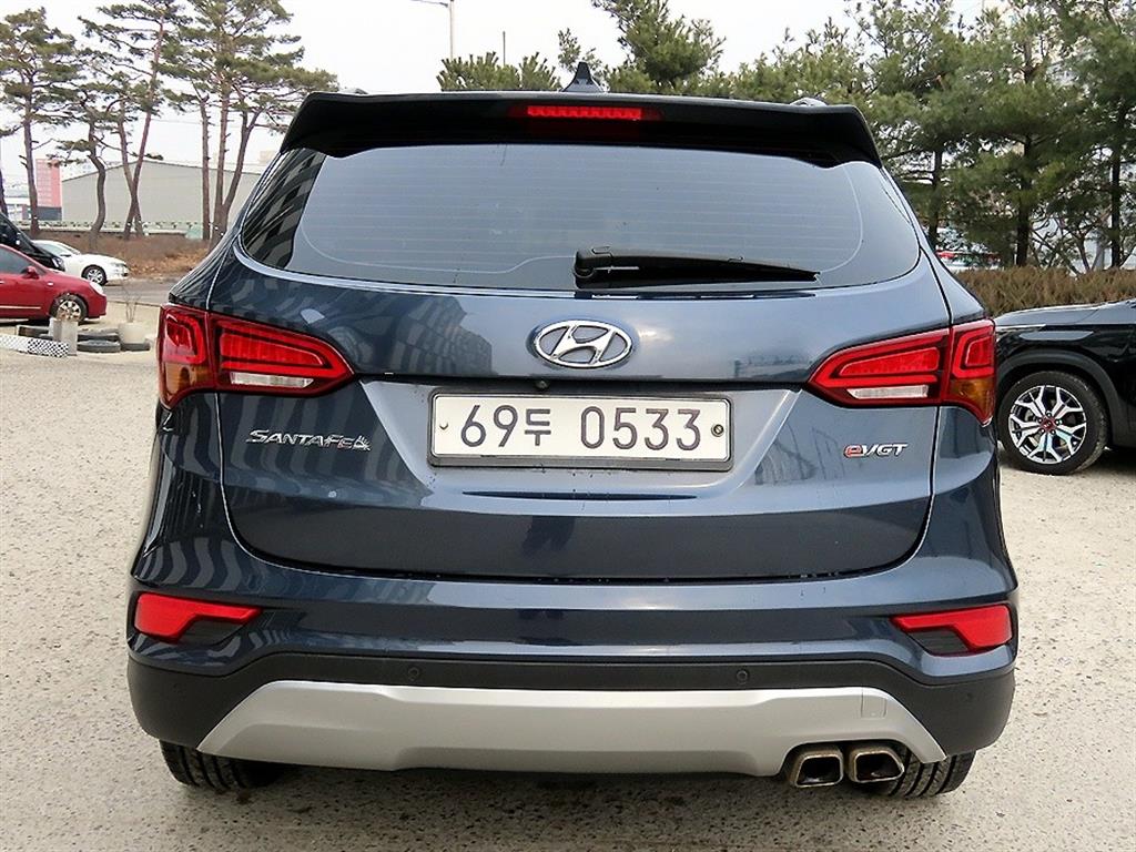 HYUNDAI Santa Fe - Vista 4