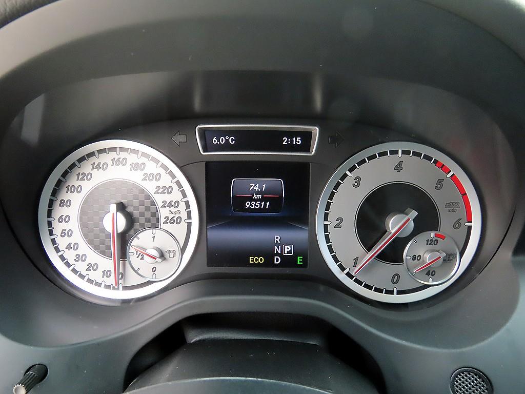 Mercedes Benz A Class - Vista 9