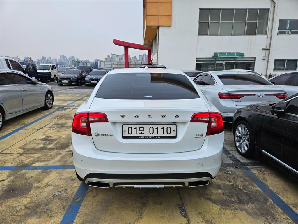 Volvo S60 - Vista 4
