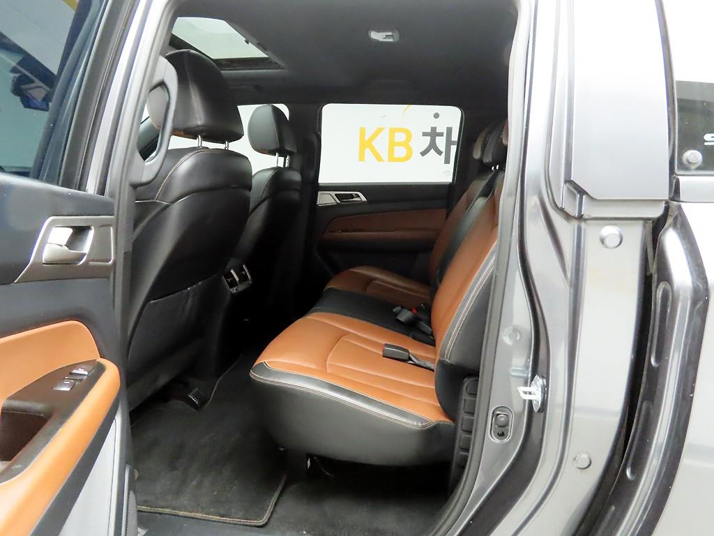 Ssangyong Rexton - Vista 12