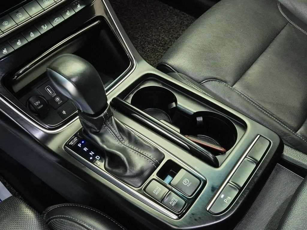 HYUNDAI Grandeur - Vista 8