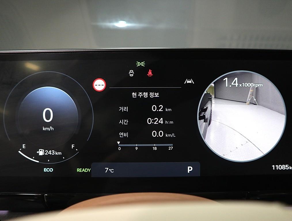 HYUNDAI Grandeur - Vista 7