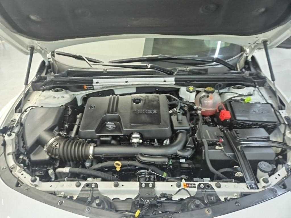 Chevrolet Malibu - Vista 5