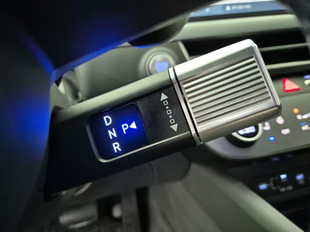 HYUNDAI Sonata - Vista 8