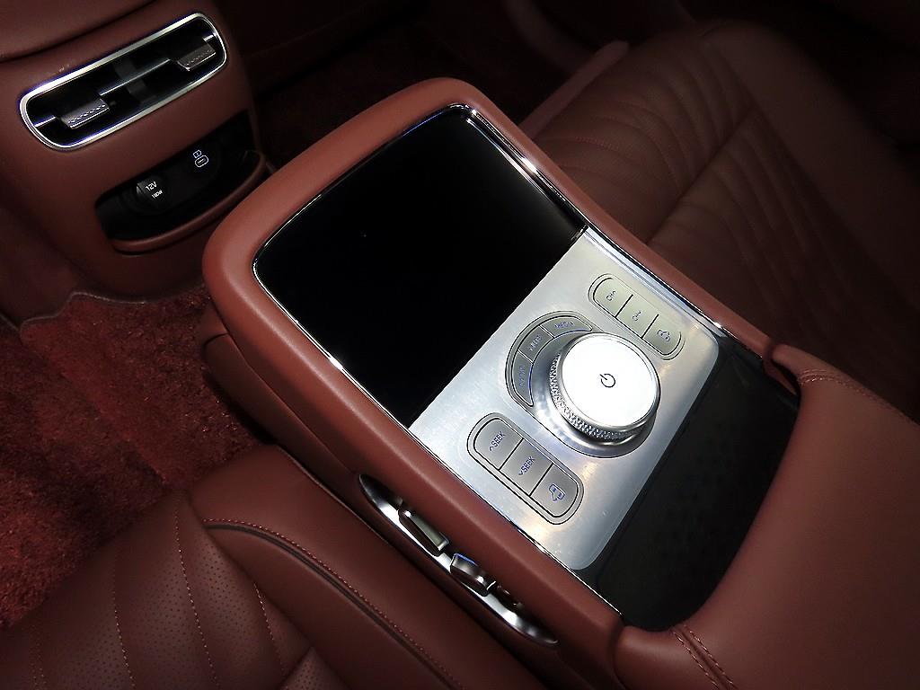 Genesis G90 2025 Negro - Importación desde Corea - HF Imports Iquique - Foto 16