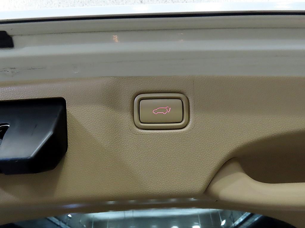 KIA Carnival 2016 Blanco - Importación desde Corea - HF Imports Iquique - Foto 16