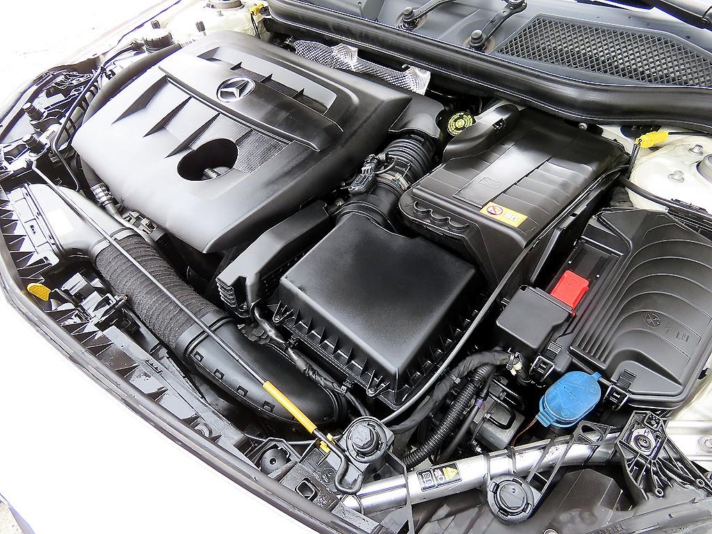 Mercedes Benz A Class 2015 Blanco - Importación desde Corea - HF Imports Iquique - Foto 19