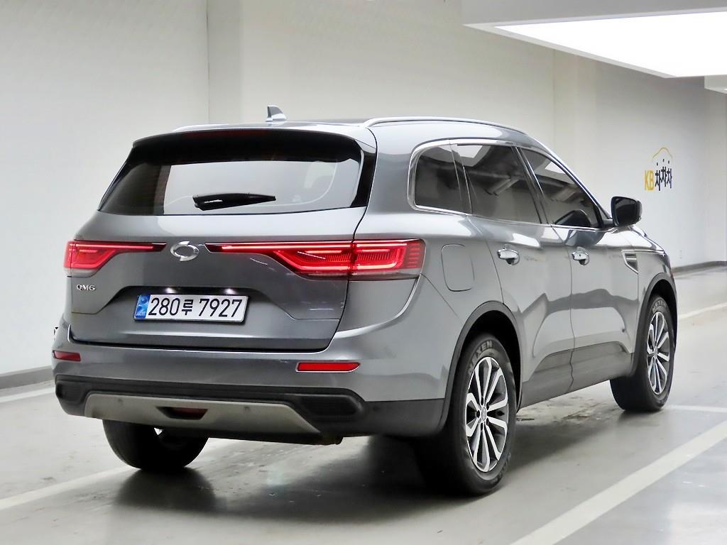 SAMSUNG QM6 - Vista 4