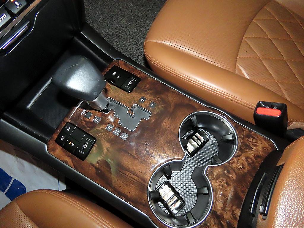 KIA Mohave - Vista 12