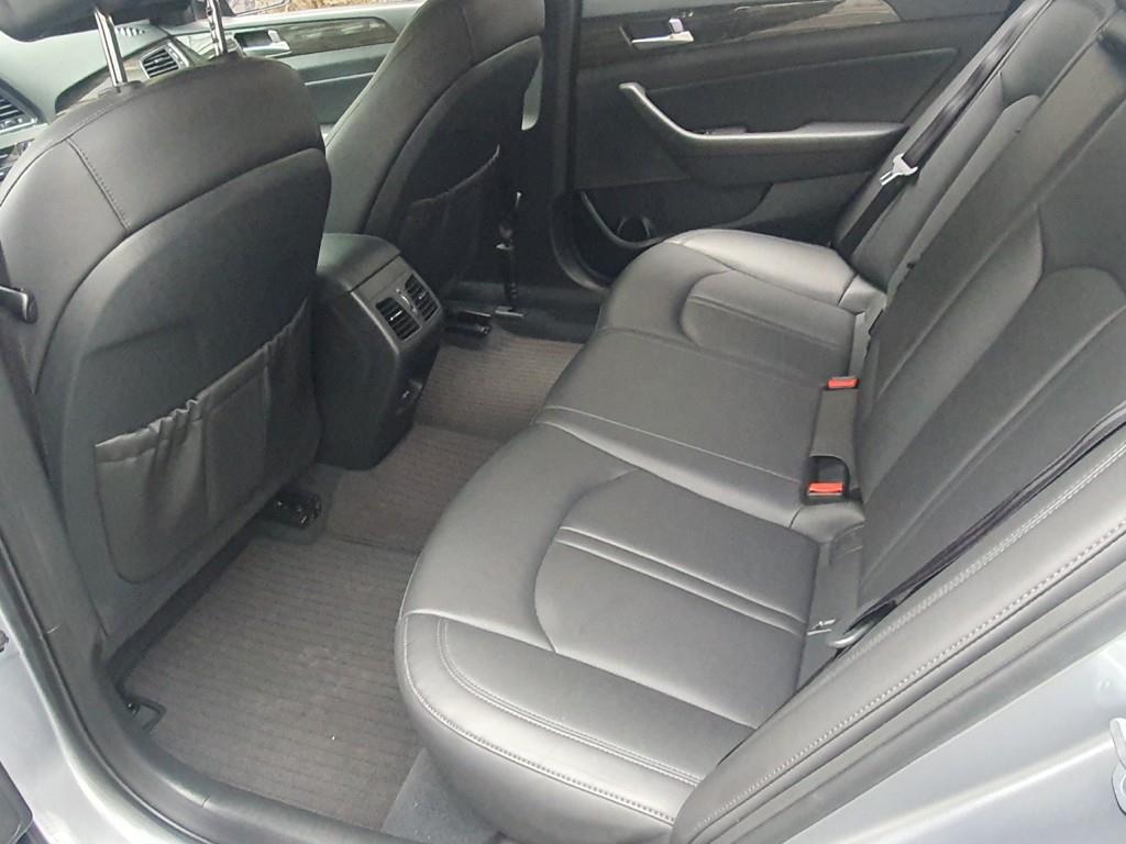 HYUNDAI Sonata - Vista 8