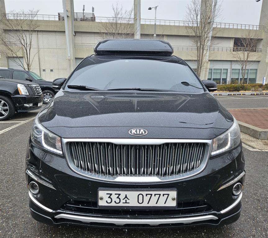 KIA Carnival - Vista 3