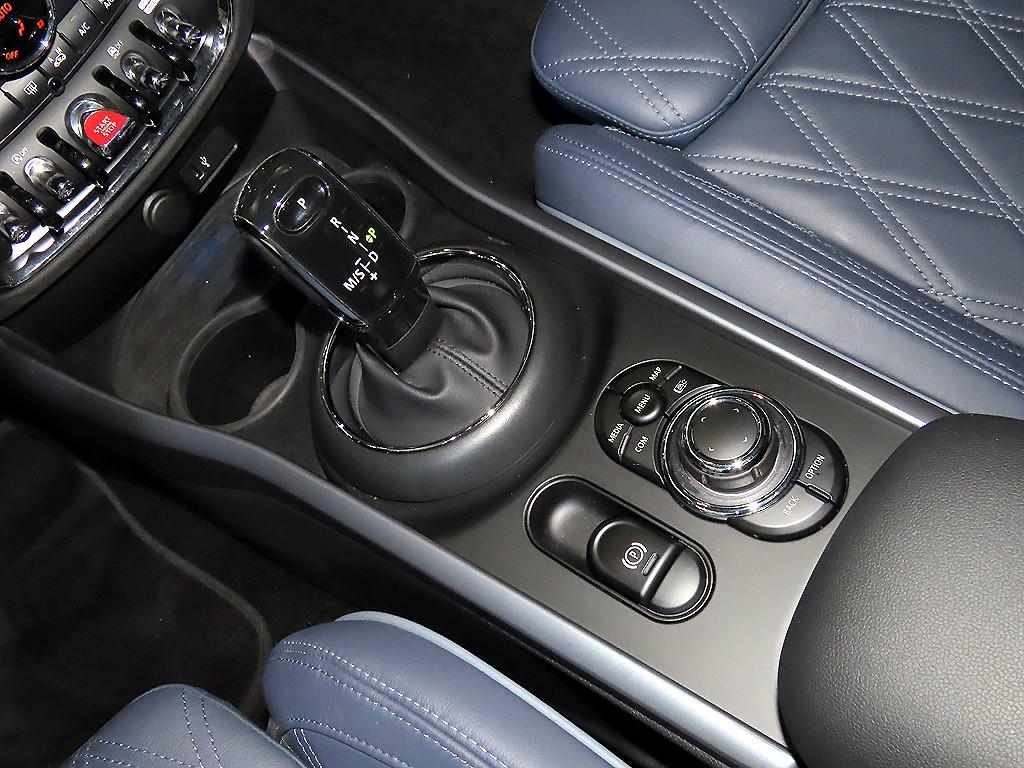 Mini Clubman - Vista 12