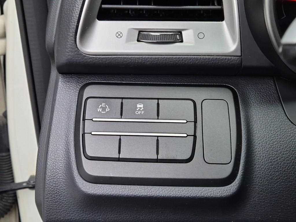 Ssangyong Tivoli 2016 Blanco - Importación desde Corea - HF Imports Iquique - Foto 17