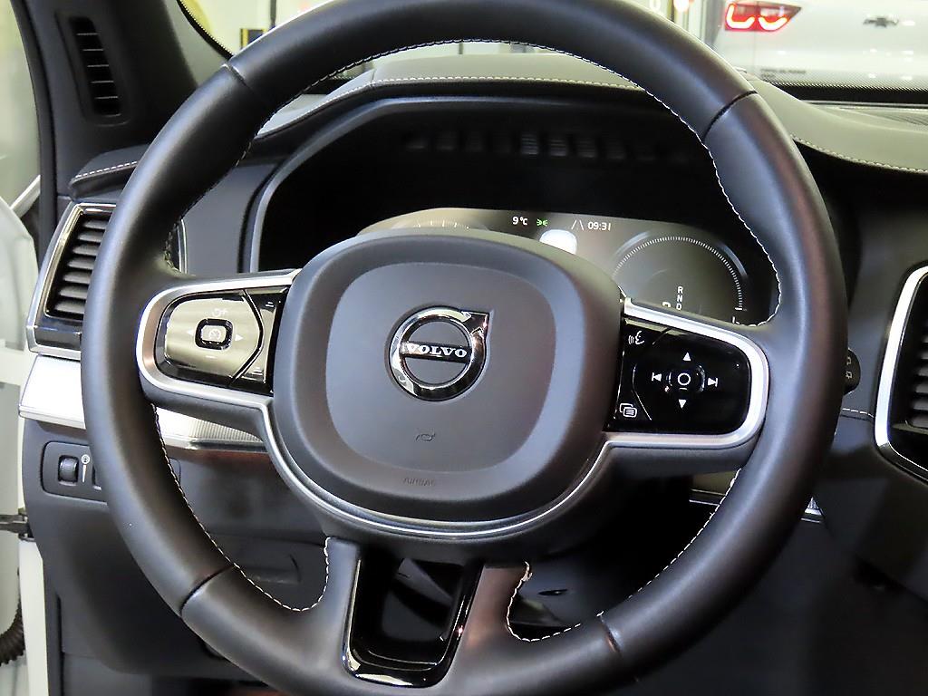 Volvo XC90 - Vista 8