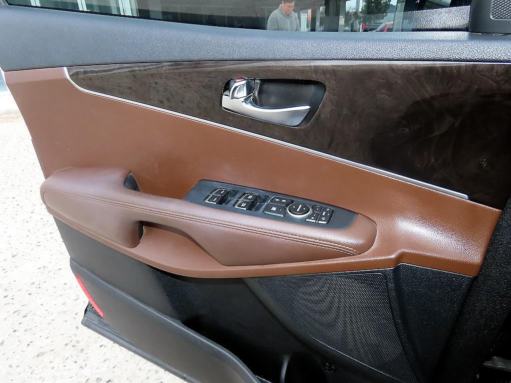 KIA Sorento - Vista 11