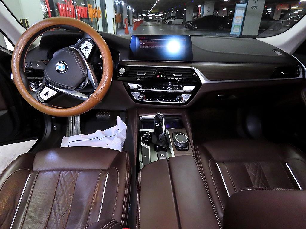 BMW 5 Series - Vista 10