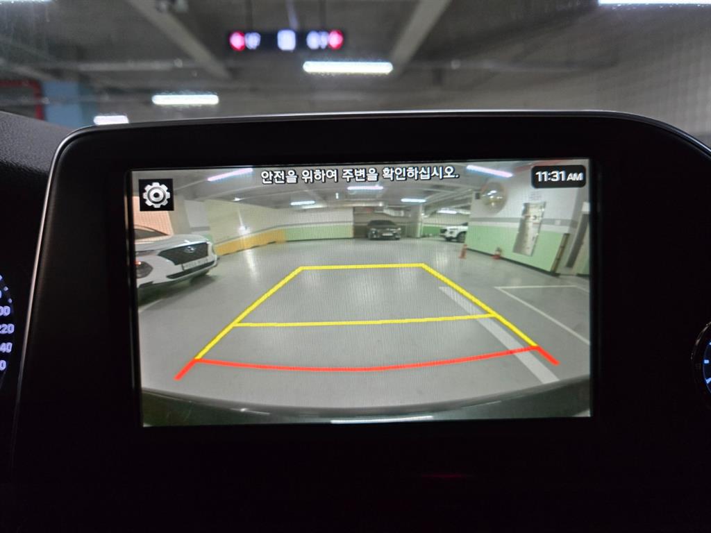 HYUNDAI Grandeur - Vista 12