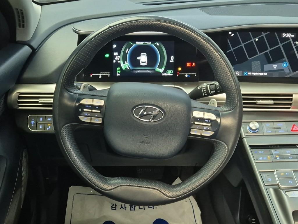 HYUNDAI Nexo - Vista 8