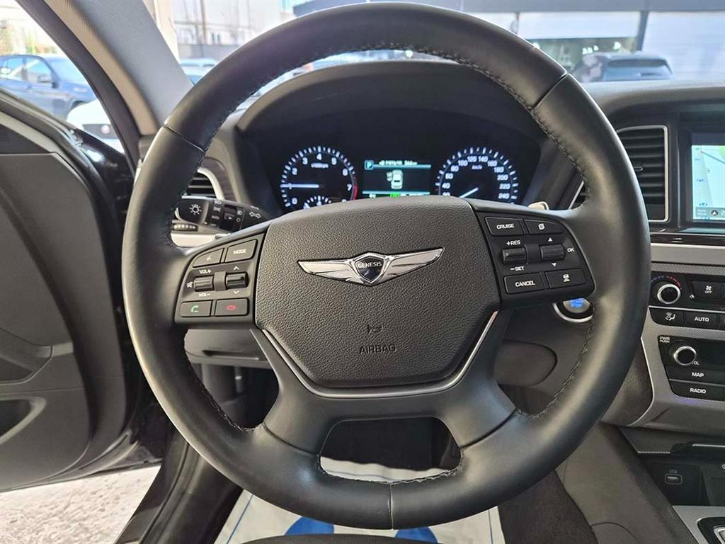 Genesis G80 - Vista 8