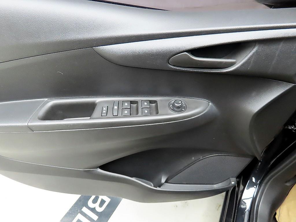 Chevrolet Spark - Vista 11