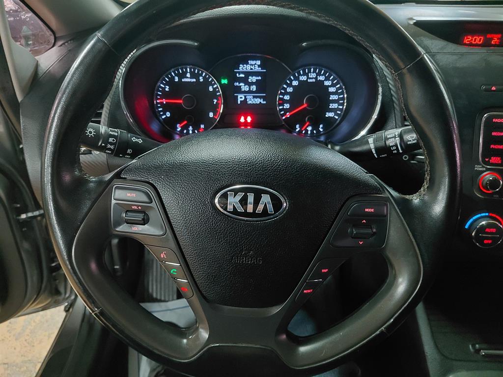 KIA K3 - Vista 10